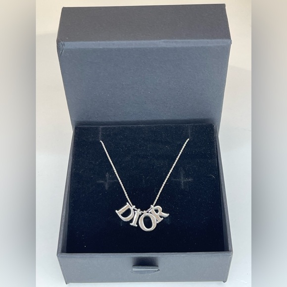 Christian Dior cannage pendant necklace - Picture 9 of 9